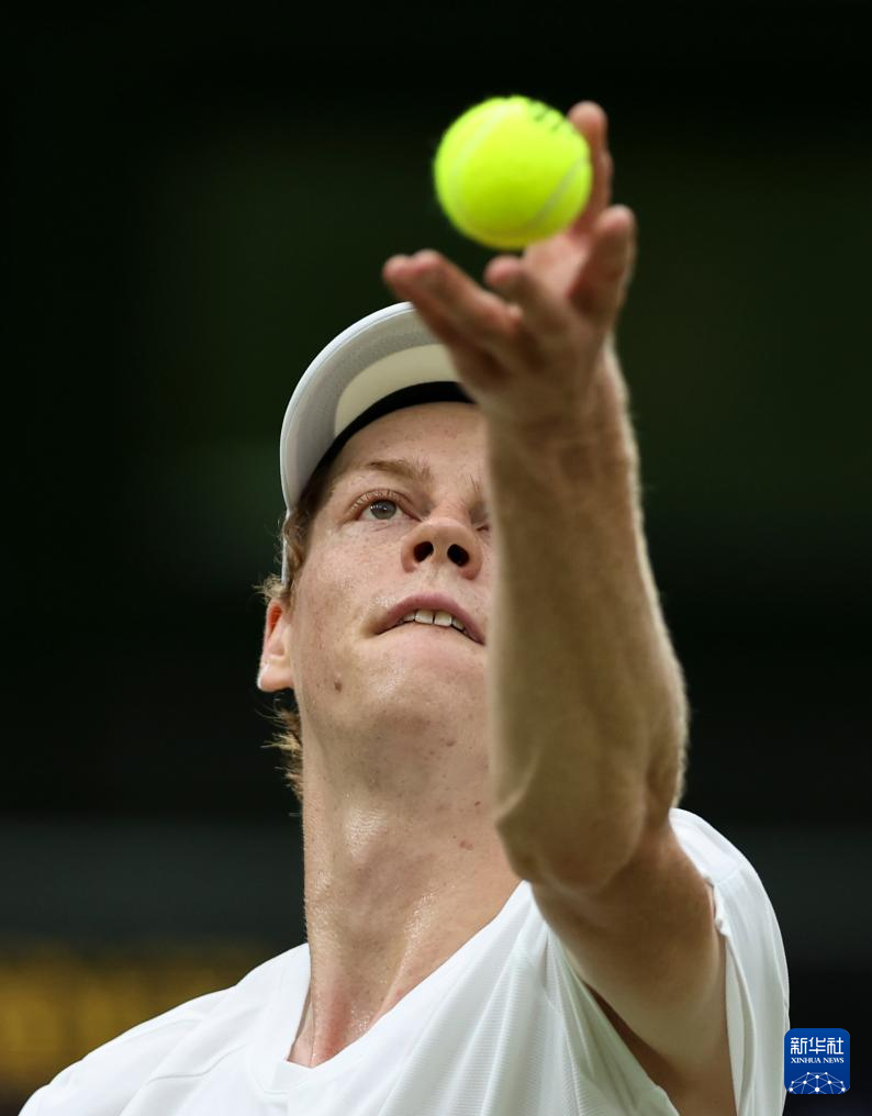 两次老鹰不 两次老鹰不